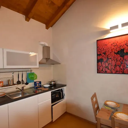 Casa Marcella Secondo Lejlighed *